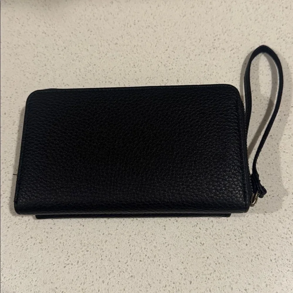 White Mountain Black Faux Pebbled Leather Wristlet Wallet Zip Around Casual NWOT